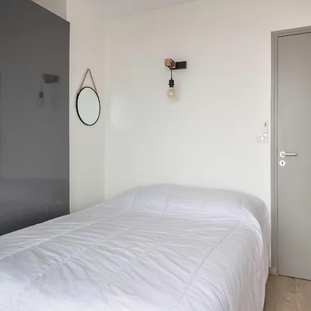 Maison D'architecte Face A Sur