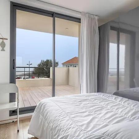 Hébergement de vacances Maison D’architecte Face à Sur *