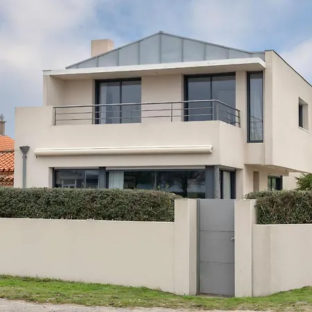 Maison D’architecte Face à Sur Hébergement de vacances La Plaine-sur-Mer