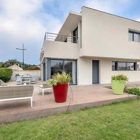 Maison D’architecte Face à Sur Hébergement de vacances La Plaine-sur-Mer