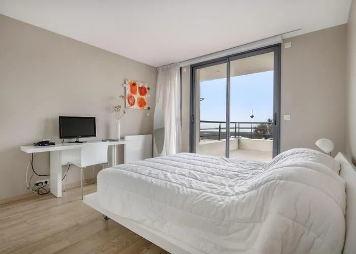 Maison D’architecte Face à Sur