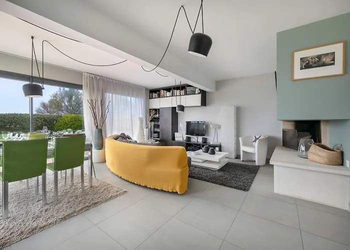 Maison D’architecte Face à Sur Casa de Férias *