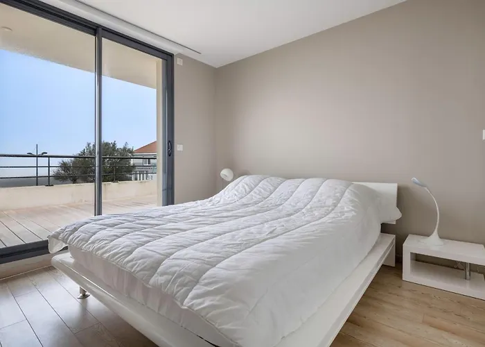 Maison D’architecte Face à Sur